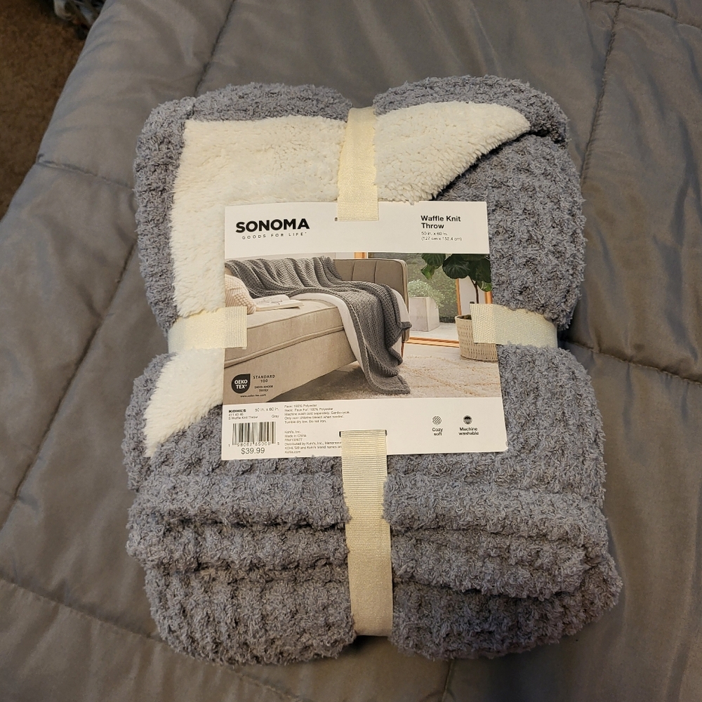 Sonoma - Waffle Throw Knit Blanket - Gray - 50" x 60" - NWT